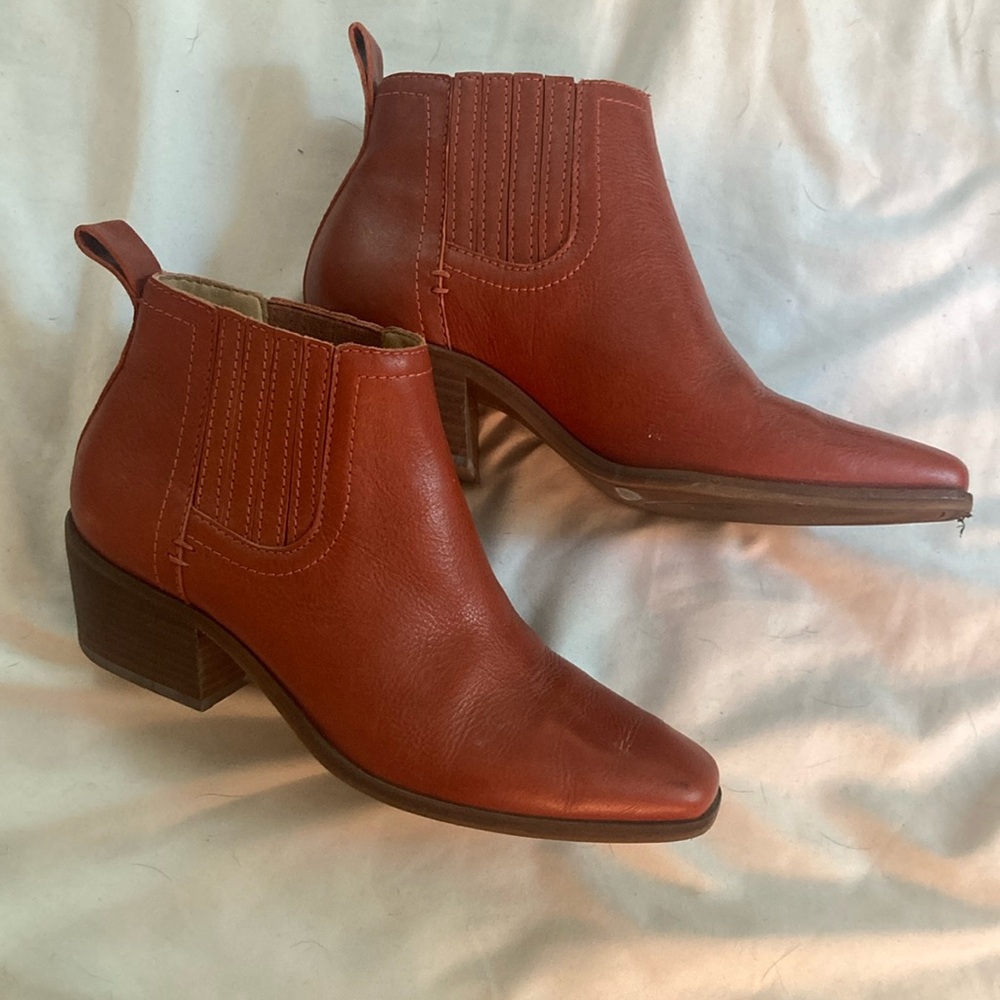 Women's Leather Ankle Boots - rust